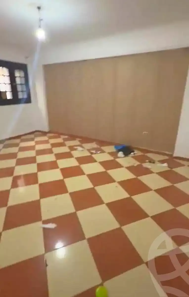 https://aqarmap.com.eg/ar/listing/7368155-for-sale-alexandria-el-asafra-shr-45