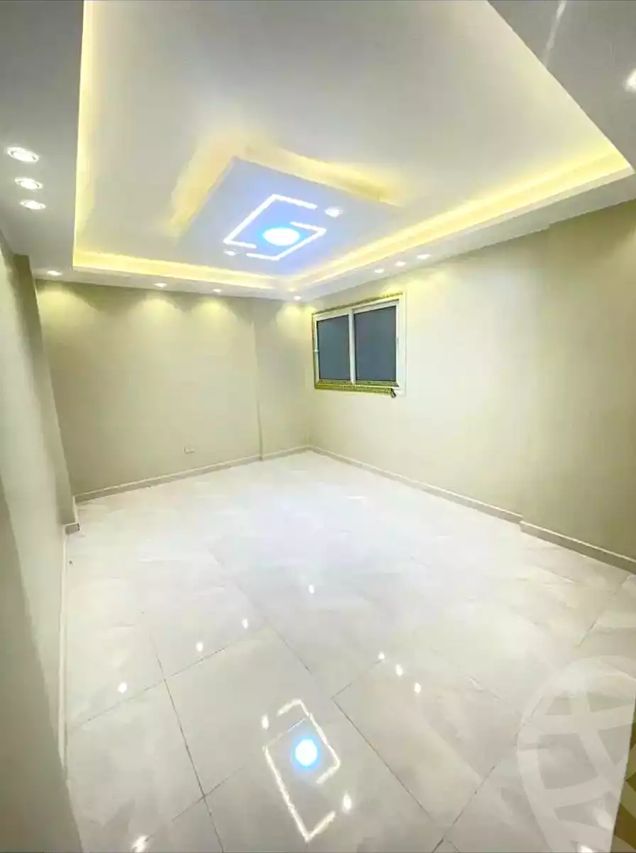 https://aqarmap.com.eg/ar/listing/7368627-for-sale-alexandria-sydy-bshr-sydy-bshr-bhry-gamal-abd-el-nasir-st