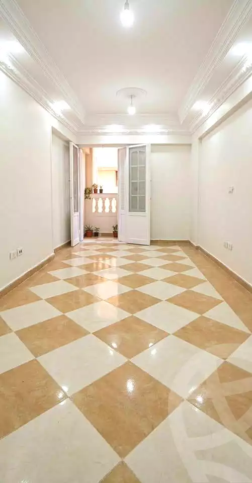 https://aqarmap.com.eg/ar/listing/7369009-for-sale-alexandria-sydy-bshr-sydy-bshr-bhry-ali-hipa-st
