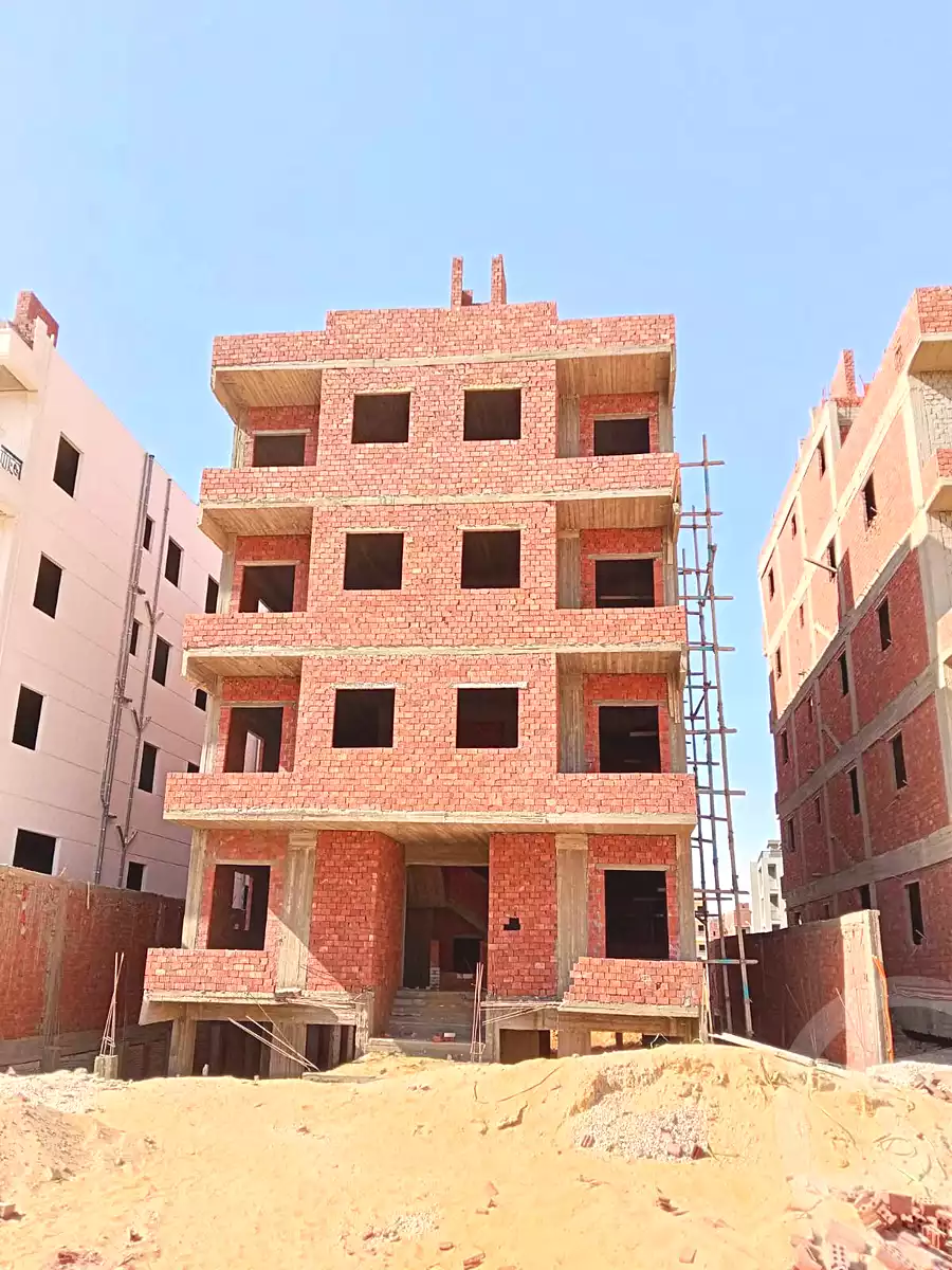https://aqarmap.com.eg/en/listing/7369189-for-sale-cairo-6th-of-october-hadaeq-october-golden-square