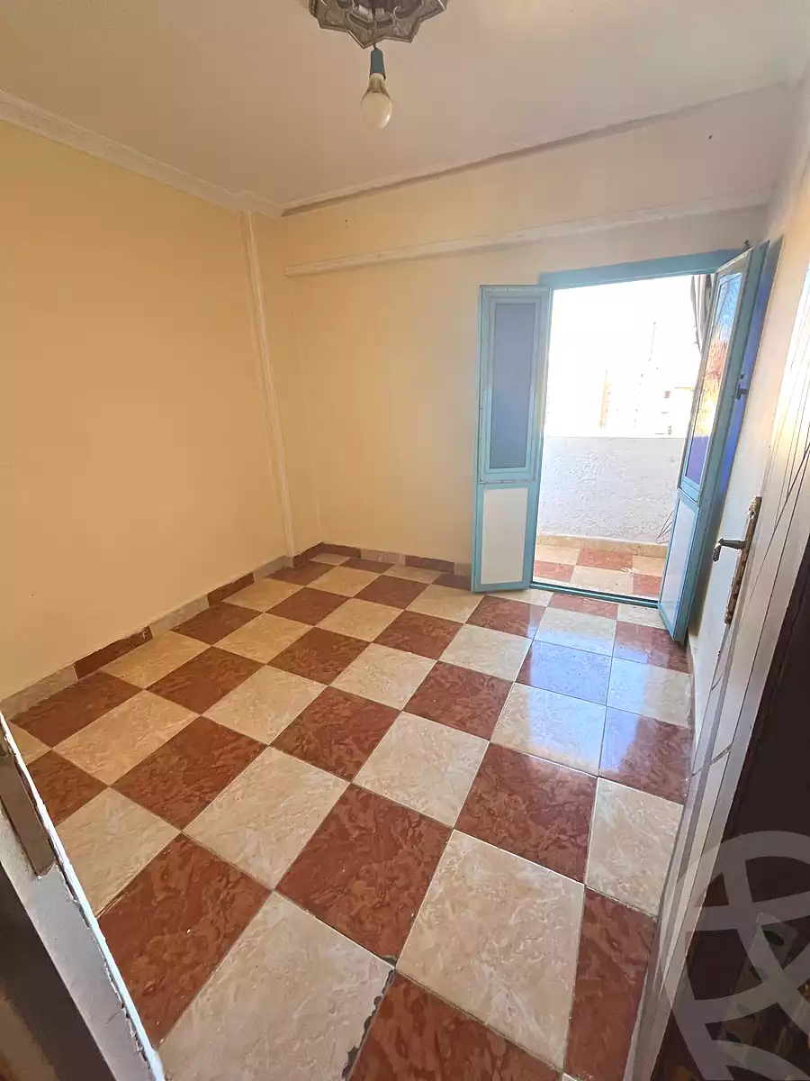 https://aqarmap.com.eg/en/listing/7369419-for-sale-alexandria-bahray-el-anfoshy-sidi-abou-warda-st