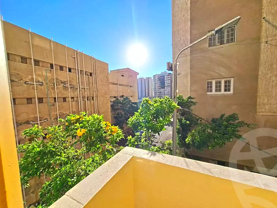 https://aqarmap.com.eg/ar/listing/7369462-for-sale-alexandria-el-mandara-abd-el-haleem-mahmoud-st