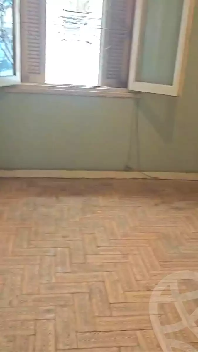 https://aqarmap.com.eg/ar/listing/7369859-for-sale-alexandria-ganaklis