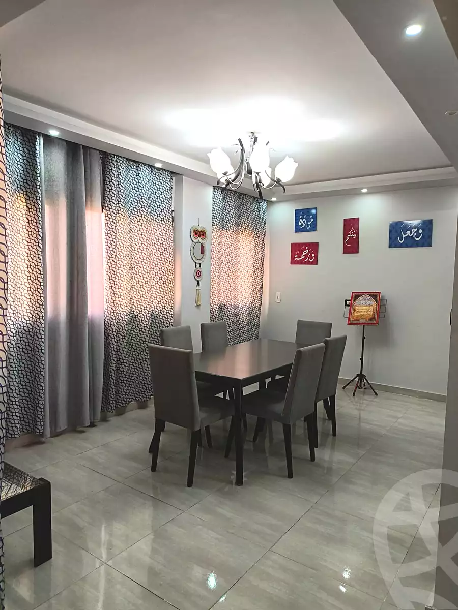 https://aqarmap.com.eg/ar/listing/7370011-for-sale-cairo-helwan-lmjwr-lrb-lmshrw-lmryky-street-104