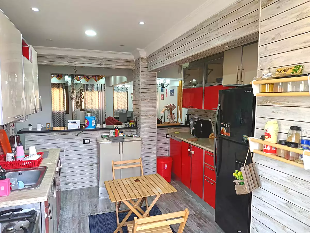 https://aqarmap.com.eg/ar/listing/7370011-for-sale-cairo-helwan-lmjwr-lrb-lmshrw-lmryky-street-104