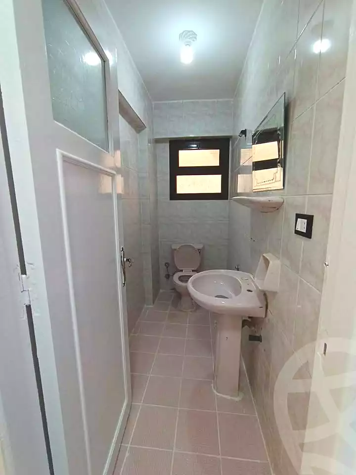 https://aqarmap.com.eg/en/listing/7370129-for-sale-alexandria-al-agamy-shataa-el-nakheel
