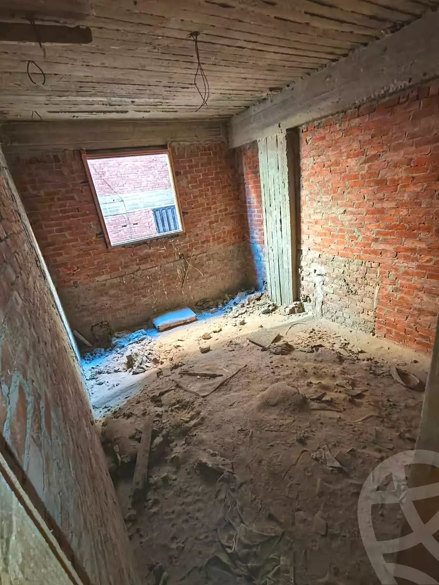 https://aqarmap.com.eg/en/listing/7370324-for-sale-alexandria-al-agamy-el-hanouvel-radwan-st