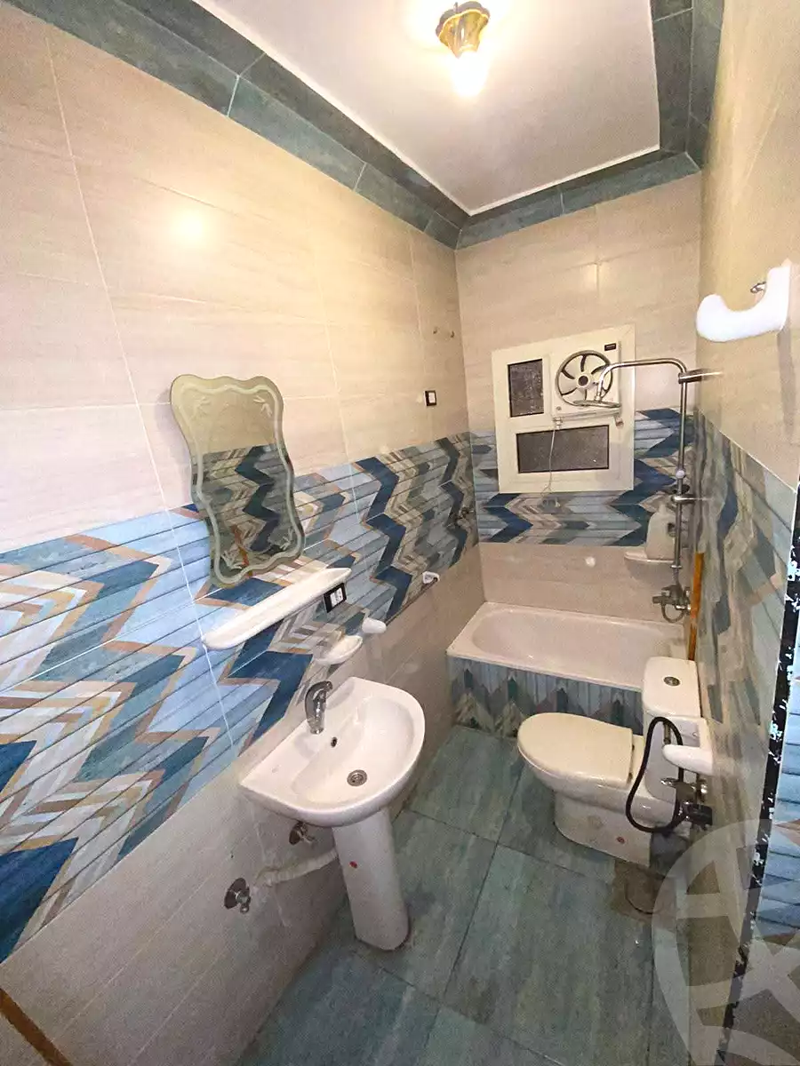 https://aqarmap.com.eg/ar/listing/7370575-for-sale-cairo-ain-shams-ain-shams-el-sharkia-el-eshrein-stt
