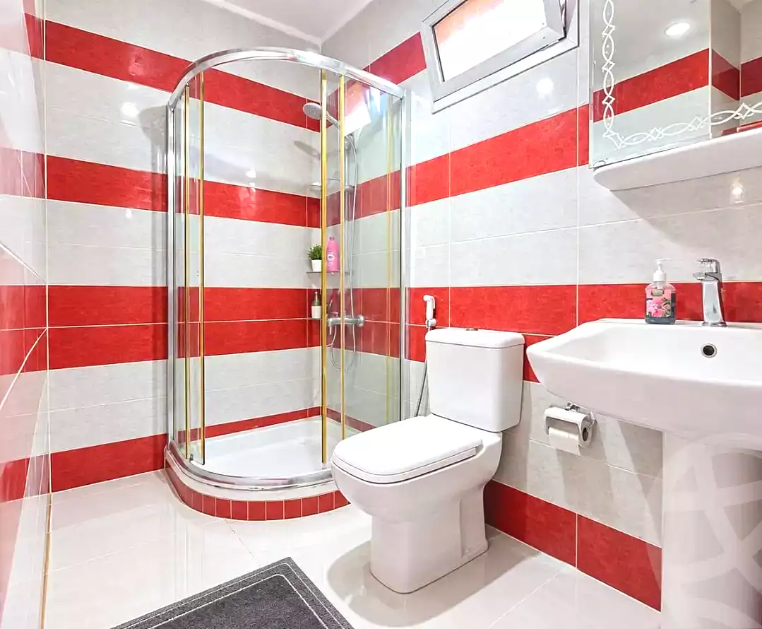 https://aqarmap.com.eg/ar/listing/7371021-for-sale-alexandria-el-asafra-shr-45