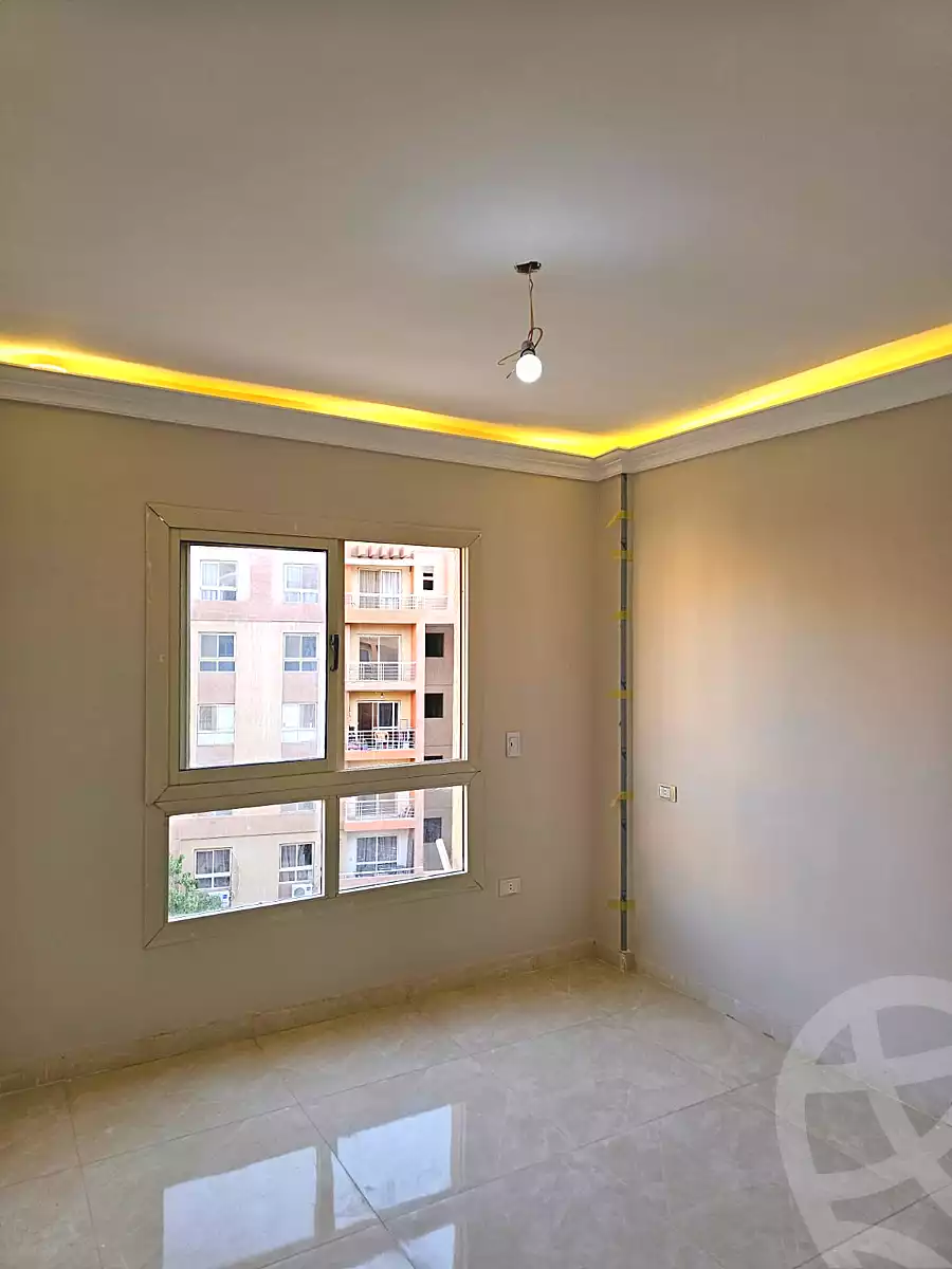 https://aqarmap.com.eg/en/listing/7371175-for-sale-cairo-6th-of-october-hadaeq-october-compounds-djlh-blmz-m-mr-lmrshdy