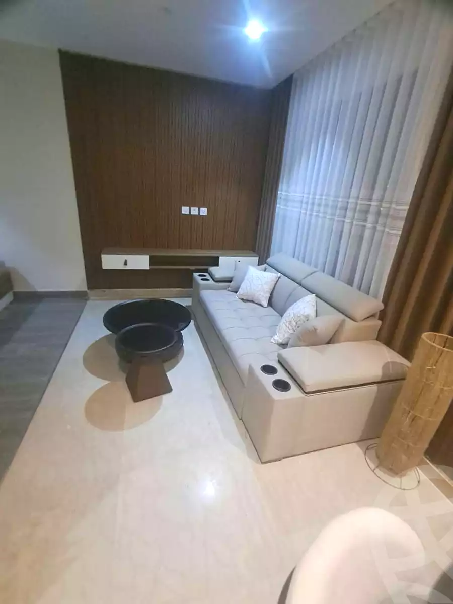 https://aqarmap.com.eg/ar/listing/7371325-for-rent-cairo-el-sheikh-zayed-city-compounds-zyd-wr-llttwyr-z-tower