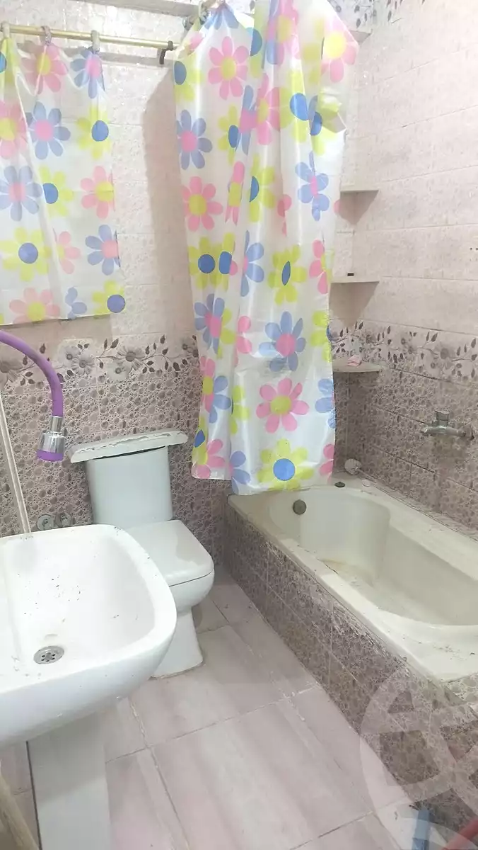 https://aqarmap.com.eg/en/listing/7371369-for-sale-alexandria-al-agamy-el-hanouvel