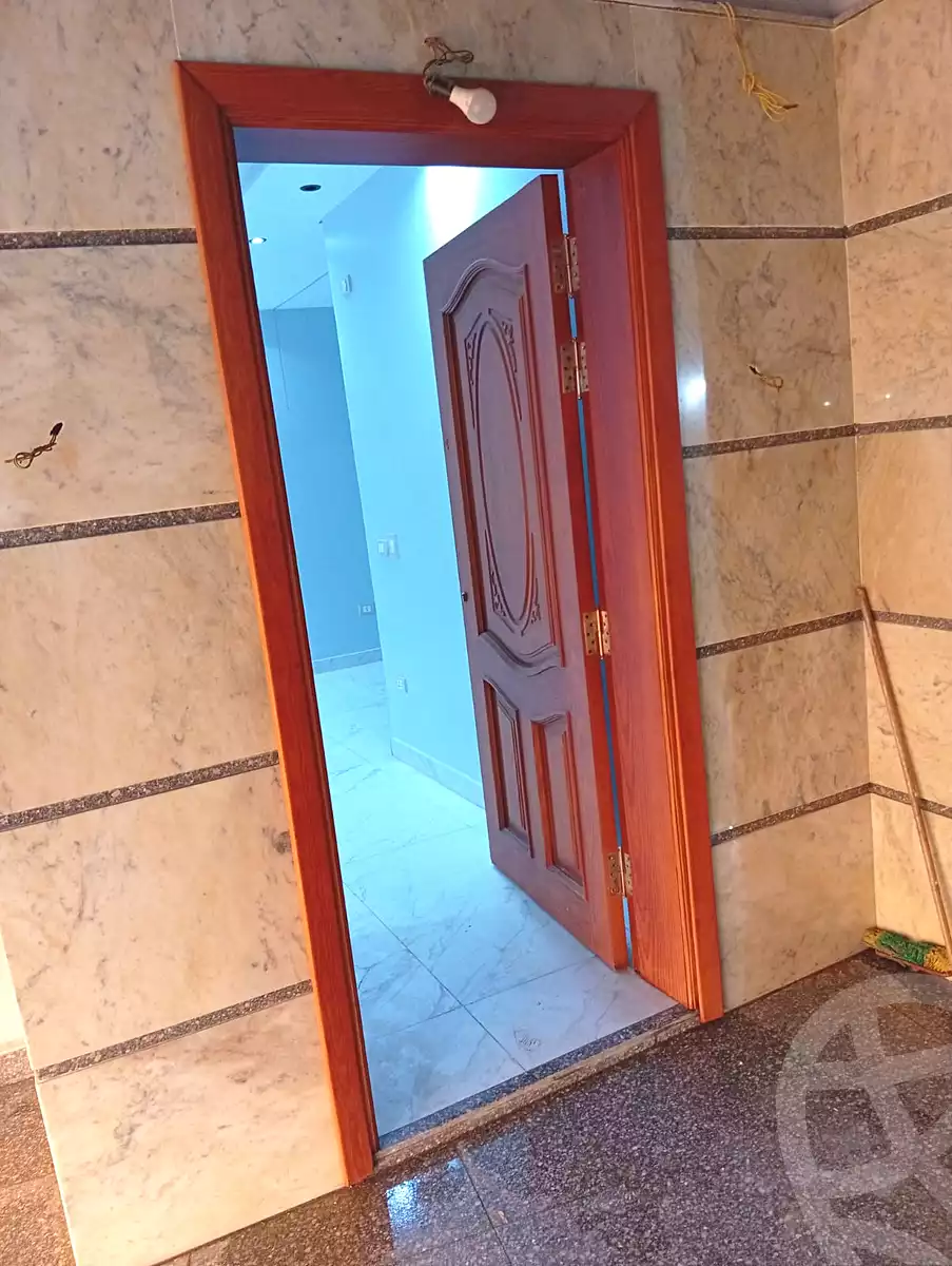 https://aqarmap.com.eg/ar/listing/7371384-for-rent-cairo-el-sheikh-zayed-city-el-hay-elsabeaa-lbstn