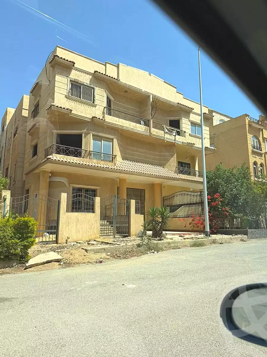 https://aqarmap.com.eg/en/listing/7371604-for-sale-cairo-new-cairo-el-banafsg-el-banafsag-12