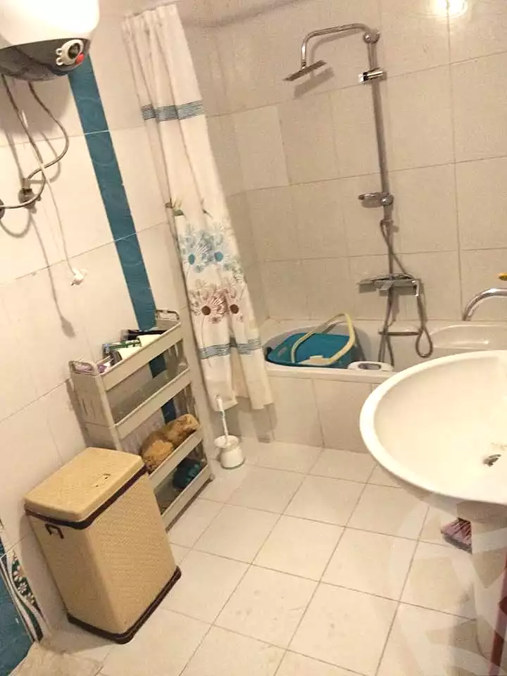 https://aqarmap.com.eg/en/listing/7371896-for-sale-alexandria-sydy-bshr-sydy-bshr-bhry-shr-mhmwd-l-yswy