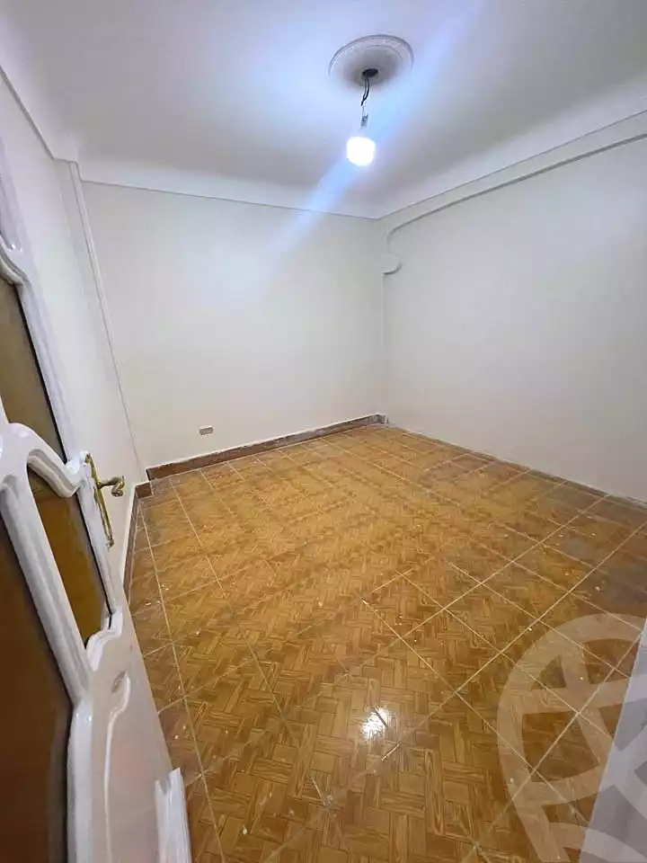 https://aqarmap.com.eg/en/listing/7371985-for-sale-alexandria-sydy-bshr-sydy-bshr-bhry-ali-hipa-st