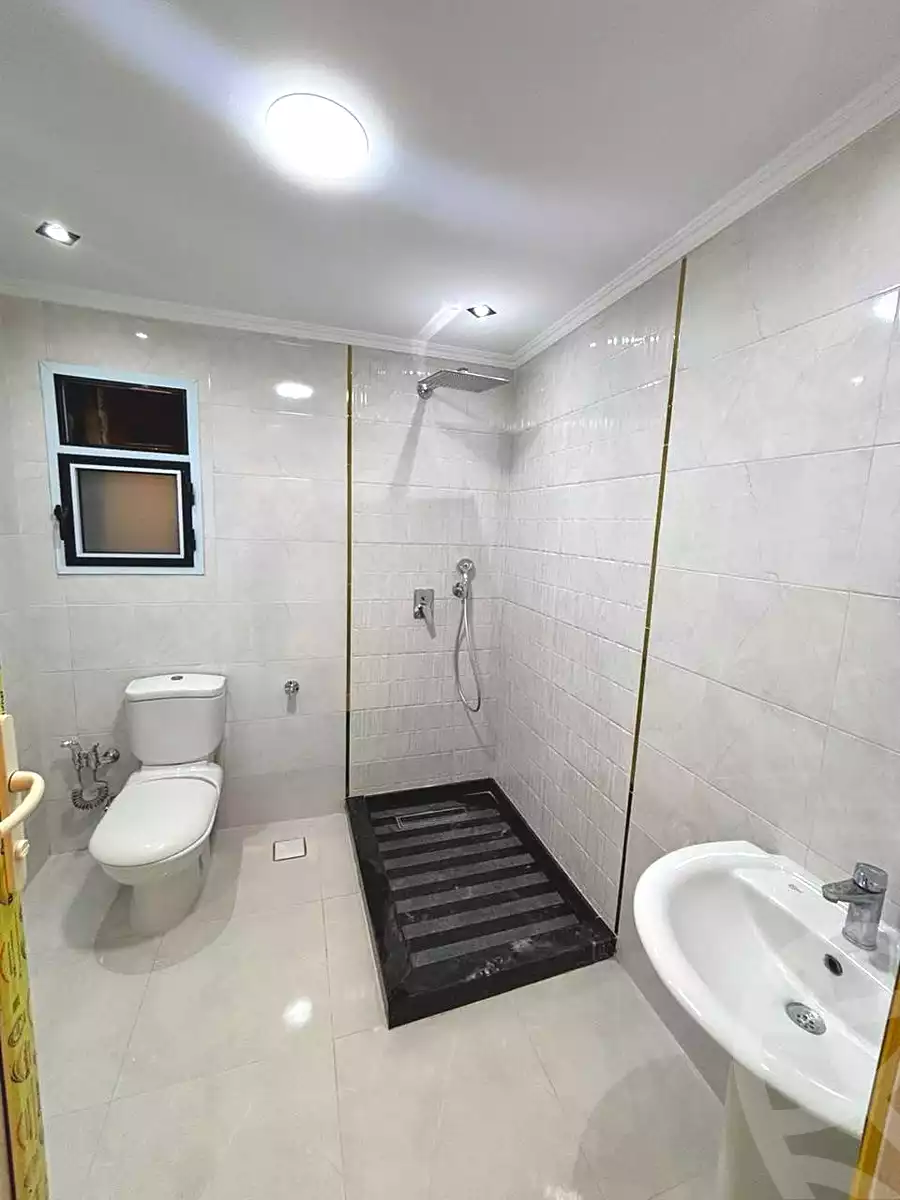 https://aqarmap.com.eg/en/listing/7372098-for-sale-alexandria-miami-el-sebaey-st