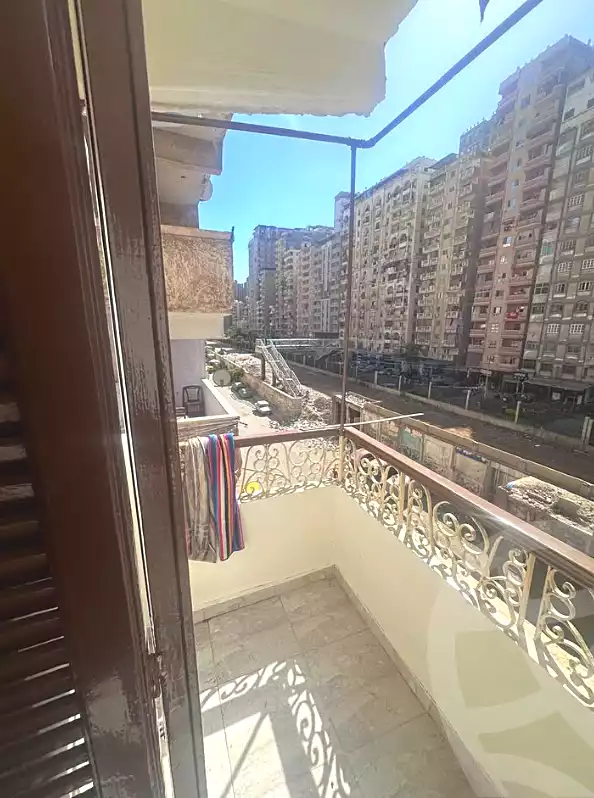 https://aqarmap.com.eg/ar/listing/7372544-for-rent-alexandria-el-mandara