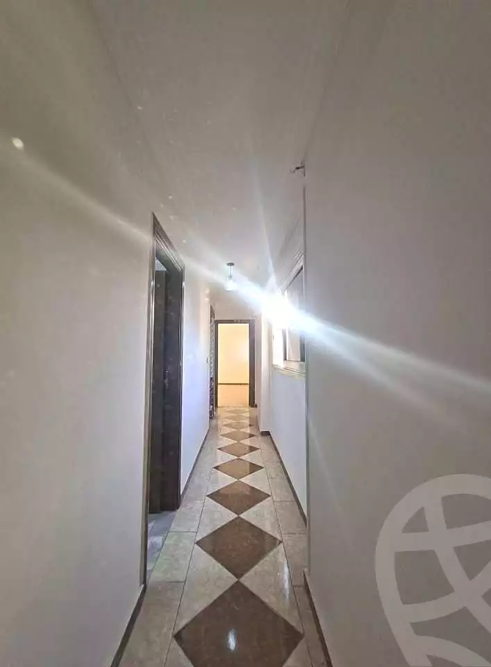 https://aqarmap.com.eg/ar/listing/7372785-for-sale-alexandria-el-asafra-l-sfr-bhry