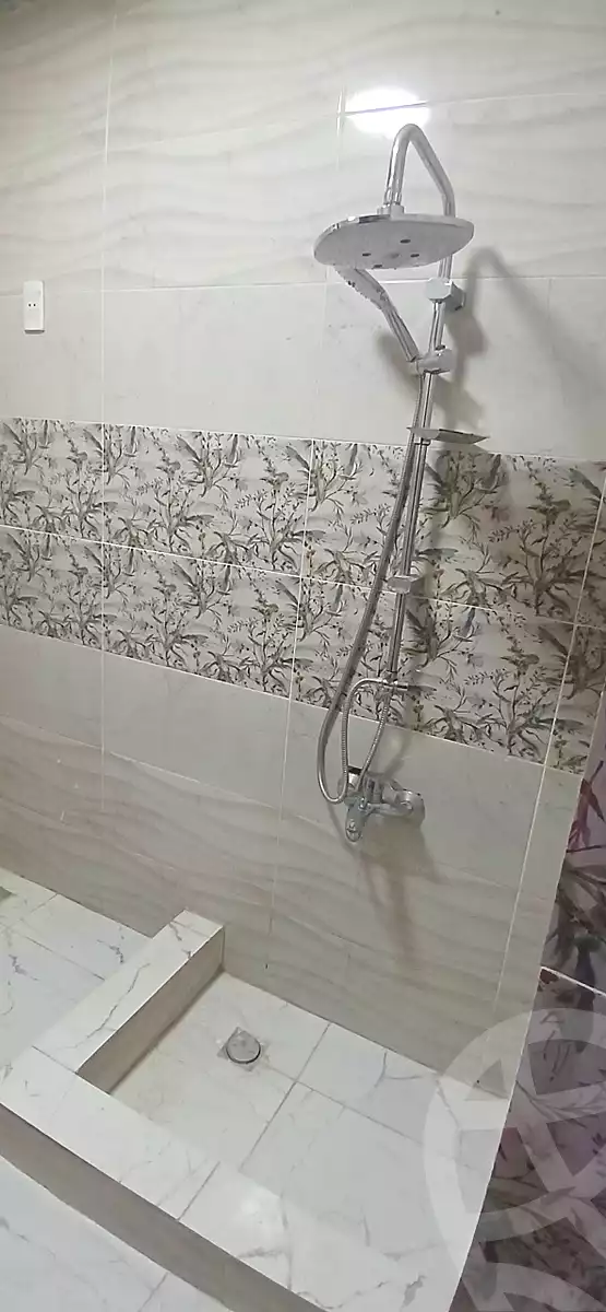 https://aqarmap.com.eg/ar/listing/7372955-for-sale-alexandria-al-agamy-el-hanouvel