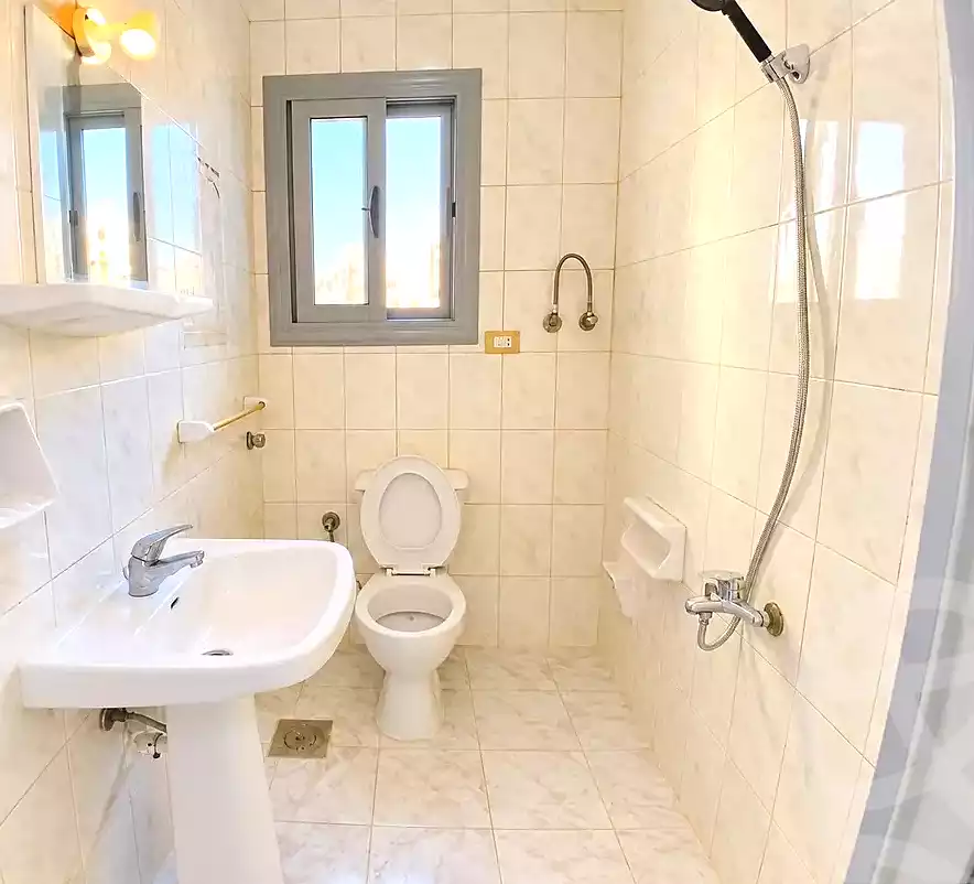 https://aqarmap.com.eg/en/listing/7373339-for-sale-alexandria-moharram-bey