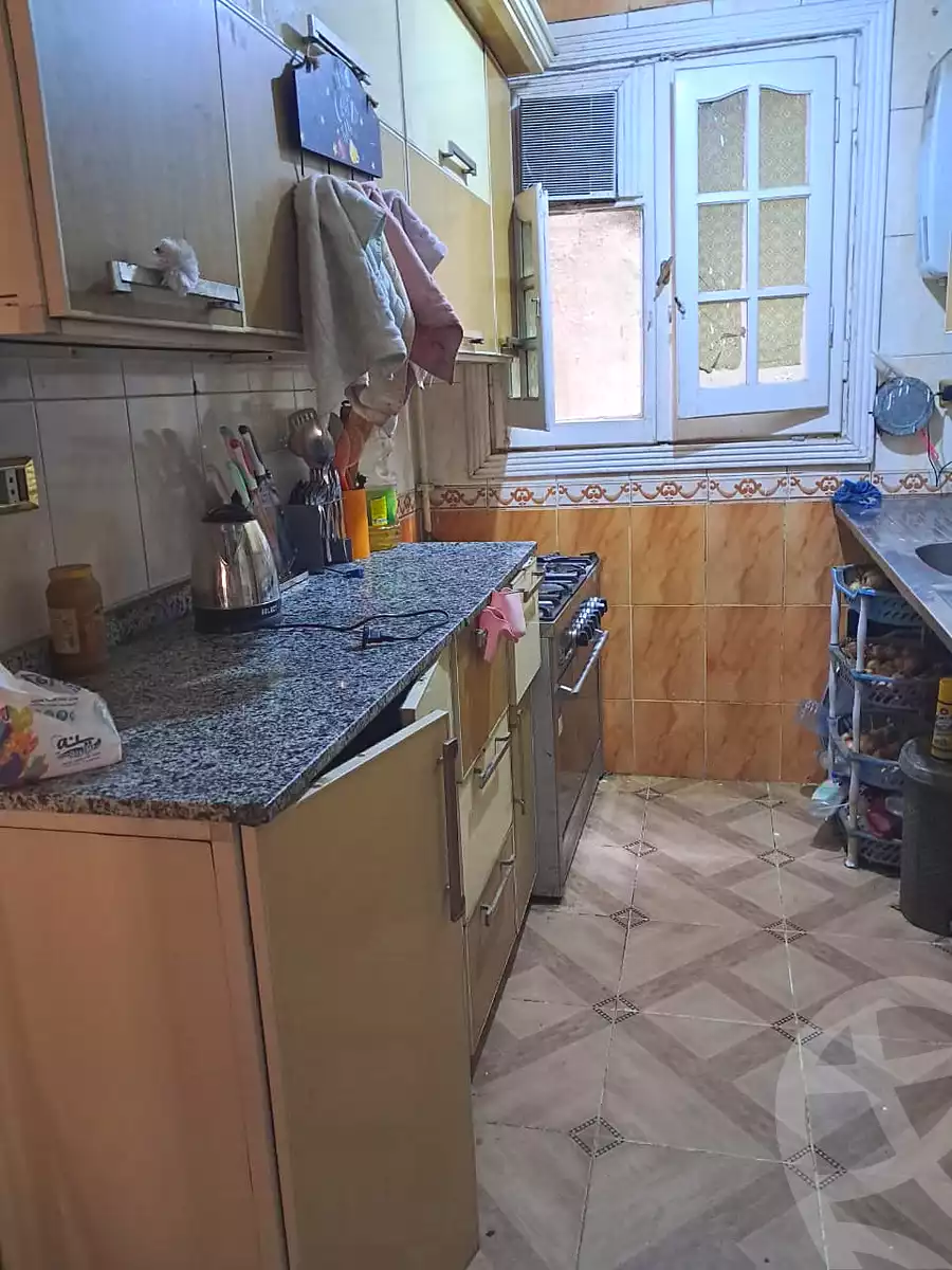 https://aqarmap.com.eg/en/listing/7373404-for-rent-cairo-faisal-kafr-tohormos-queen-nazli-st