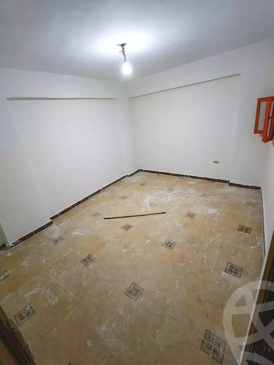 https://aqarmap.com.eg/ar/listing/7373416-for-sale-alexandria-al-agamy-el-hanouvel-radwan-st
