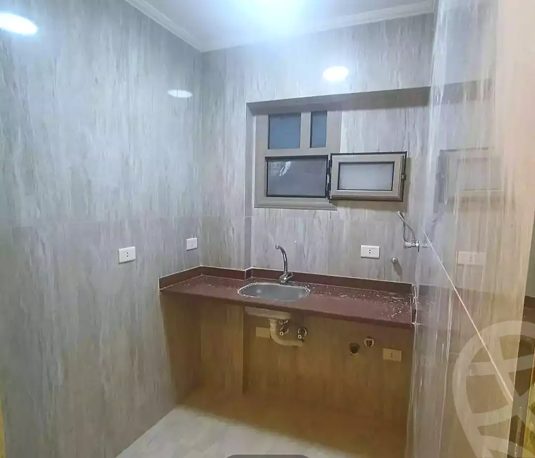 https://aqarmap.com.eg/ar/listing/7373630-for-sale-alexandria-sydy-bshr-sydy-bshr-qbly