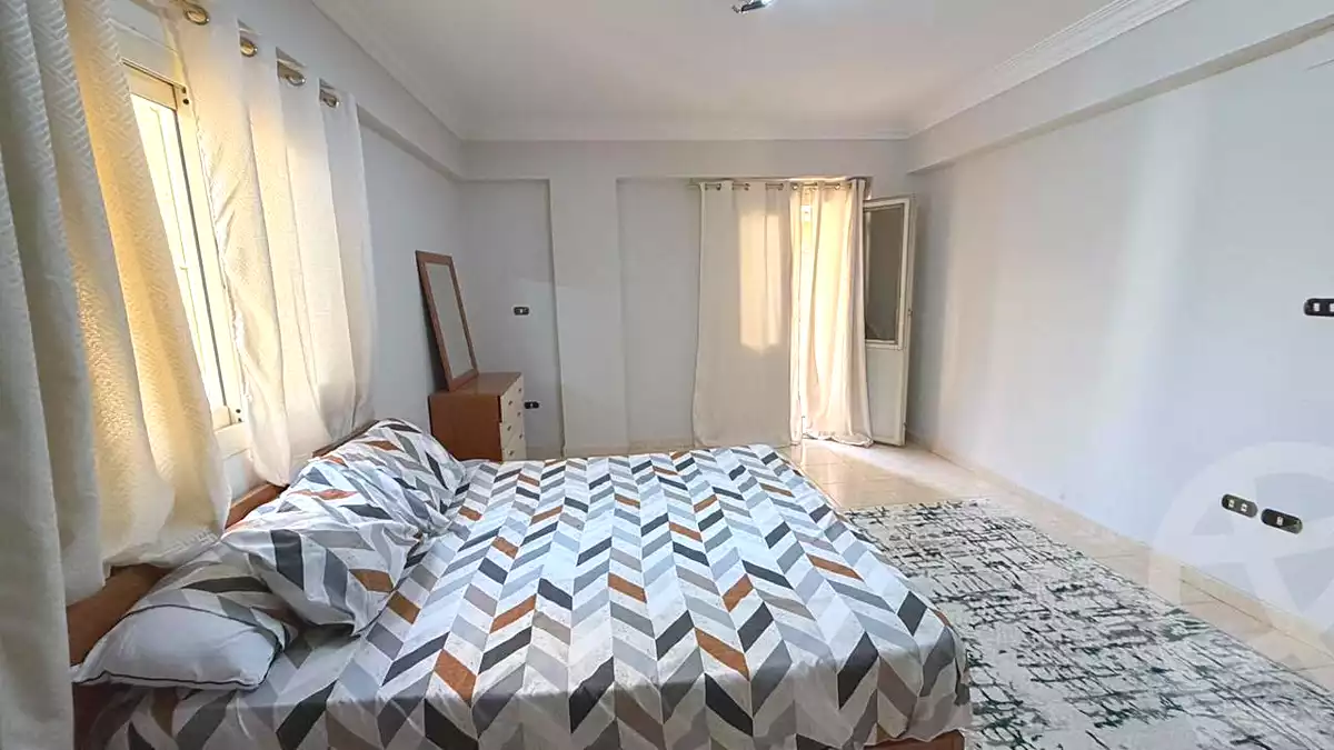 https://aqarmap.com.eg/ar/listing/7373873-for-rent-cairo-6th-of-october-el-ahyaa-neighborhood-7th-ibn-thabit-st