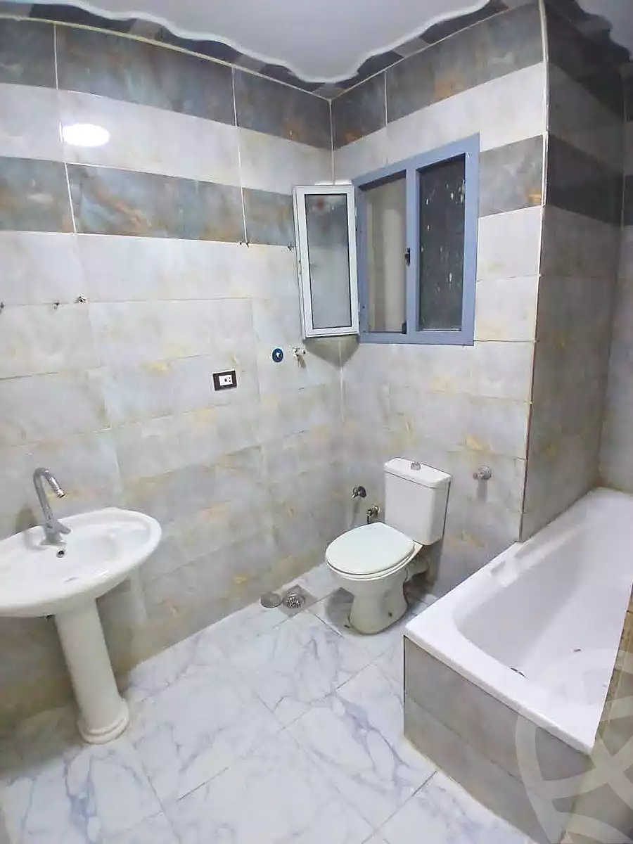 https://aqarmap.com.eg/en/listing/7373929-for-sale-alexandria-al-agamy-lbytsh