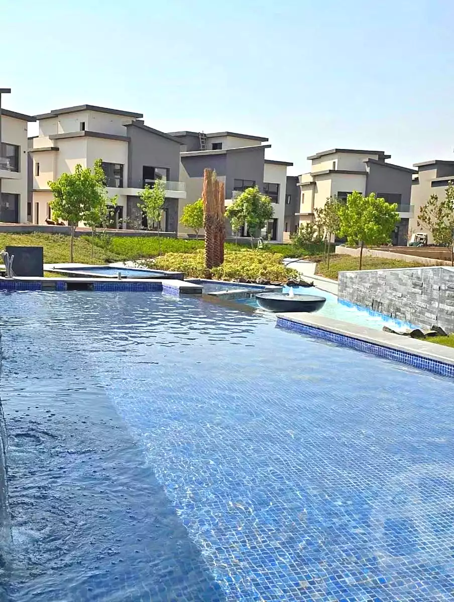 https://aqarmap.com.eg/ar/listing/7373912-for-sale-cairo-new-cairo-compounds-the-crest-compound-il-cazar