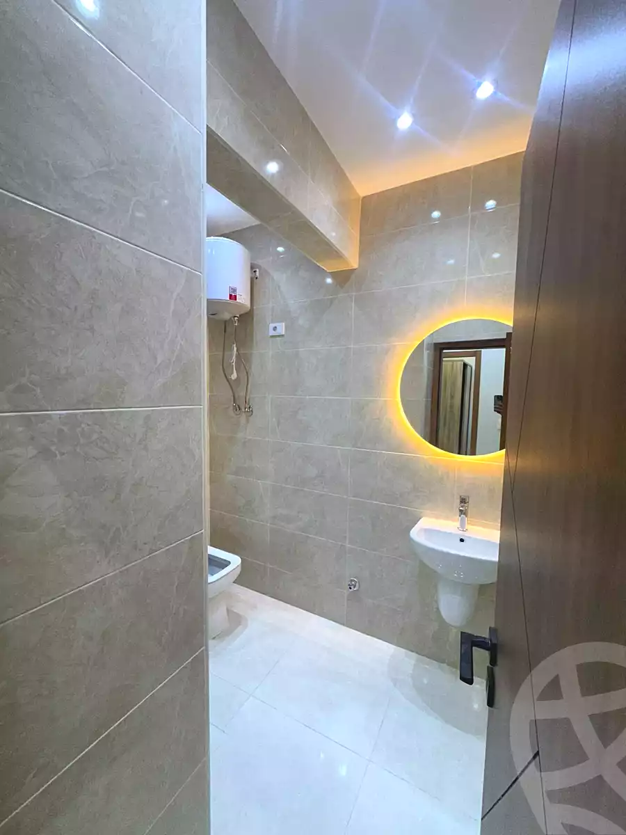 https://aqarmap.com.eg/ar/listing/7373941-for-rent-cairo-6th-of-october-el-ahyaa-neighborhood-1st