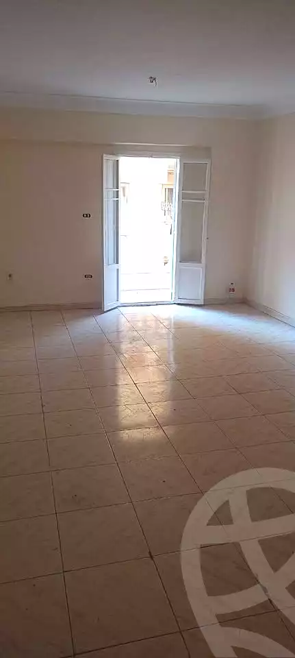 https://aqarmap.com.eg/ar/listing/7374854-for-rent-alexandria-sydy-bshr-sydy-bshr-bhry-gamal-abd-el-nasir-st