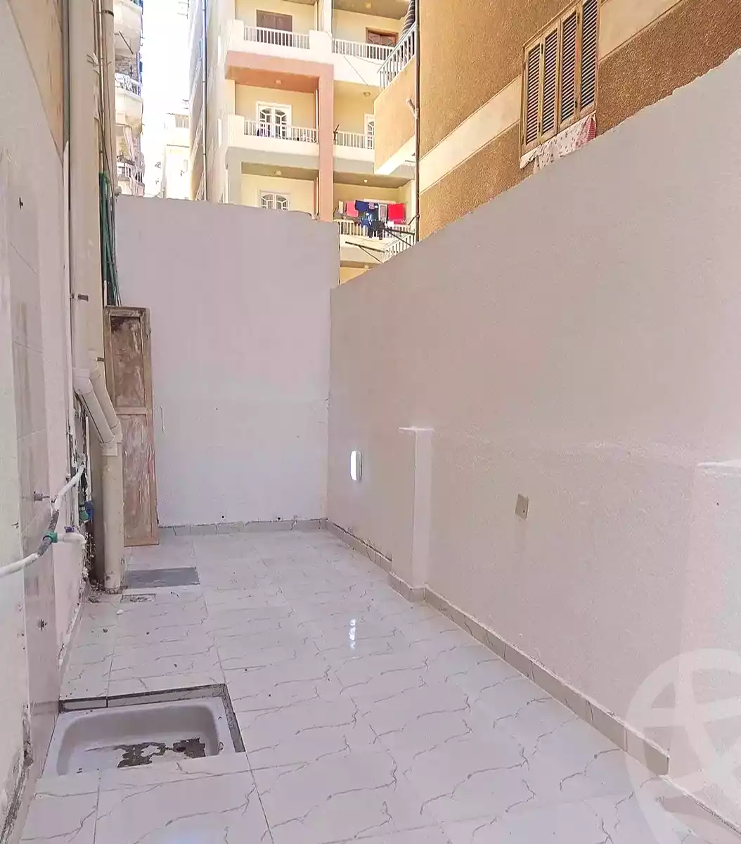 https://aqarmap.com.eg/ar/listing/7375575-for-sale-alexandria-al-agamy-shataa-el-nakheel