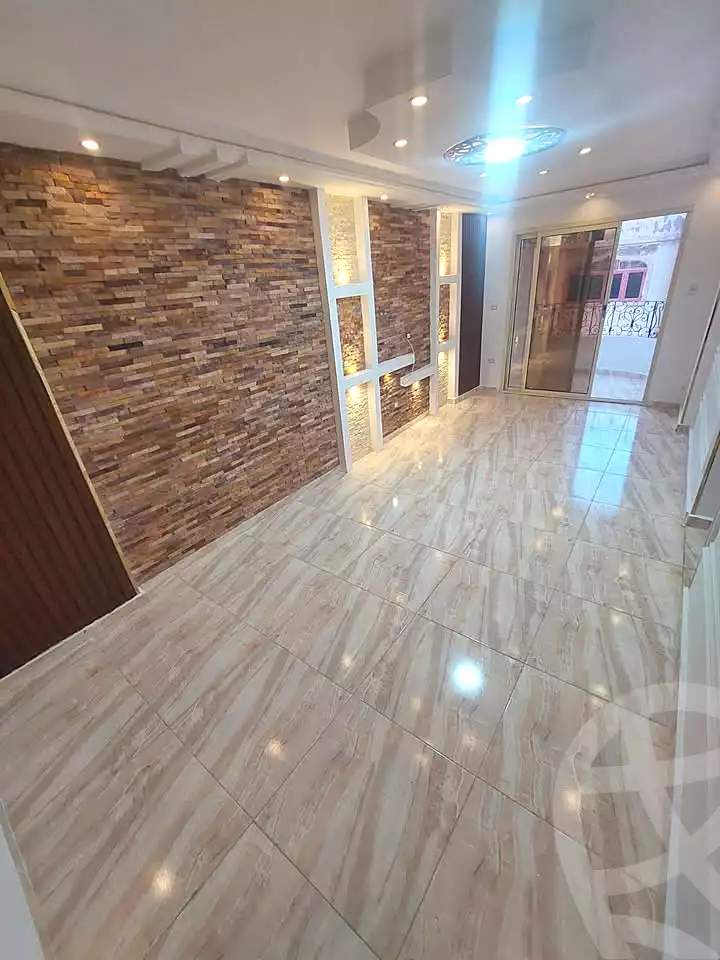 https://aqarmap.com.eg/en/listing/7379788-for-sale-alexandria-sydy-bshr-sydy-bshr-bhry-street-15