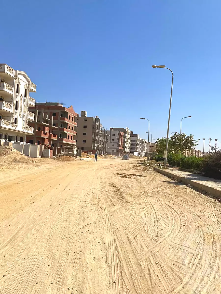 https://aqarmap.com.eg/en/listing/7379776-for-sale-cairo-6th-of-october-hadaeq-october-golden-square