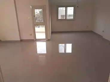 إداري للإيجار - 4 غرف - بالدور 8