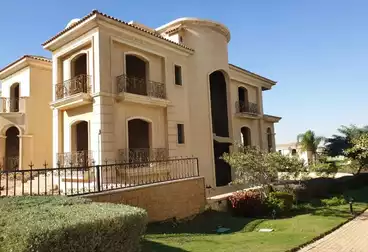 فلل للبيع - 5 غرف