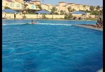 فلل للبيع - 5 غرف