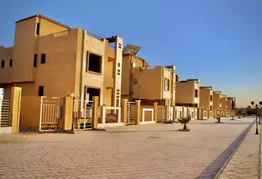 https://aqarmap.com.eg/ar/listing/4999609-for-sale-cairo-el-sheikh-zayed-city-lshykh-zyd-ljdyd-kmbwnd-jryn-syty