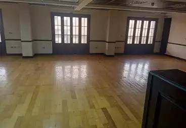 Apartments For rent - 5 rooms - floor 5