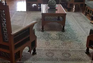 مكاتب للإيجار - 5 غرف - بالدور 4