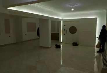 Apartments For rent - 3 rooms - floor 4