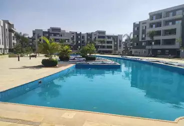 Apartment for sale with an area of 207 square meters with a 35% down payment in High City Obour Compound