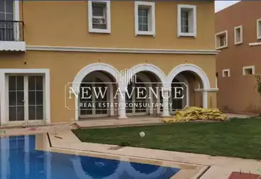 Separate Villa For sale in Cluster 15 - Hyde Park Compound	