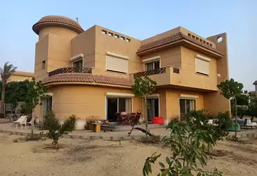 Separate Villa For sale in Evergreen Compound - Pyramids