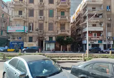 https://aqarmap.com.eg/ar/listing/4678271-for-sale-alexandria-el-azarita-champollion-st