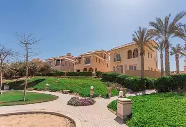 Hyde Park - Villa ready to move resale in Hyde Park New Cairo 