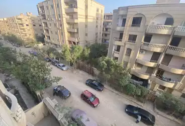 https://aqarmap.com.eg/en/listing/4775762-for-sale-cairo-hdyq-lhrm--mntq-n