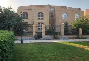 twin house for sale 645m prime location (La Rose Compound New Cairo north-st 90)